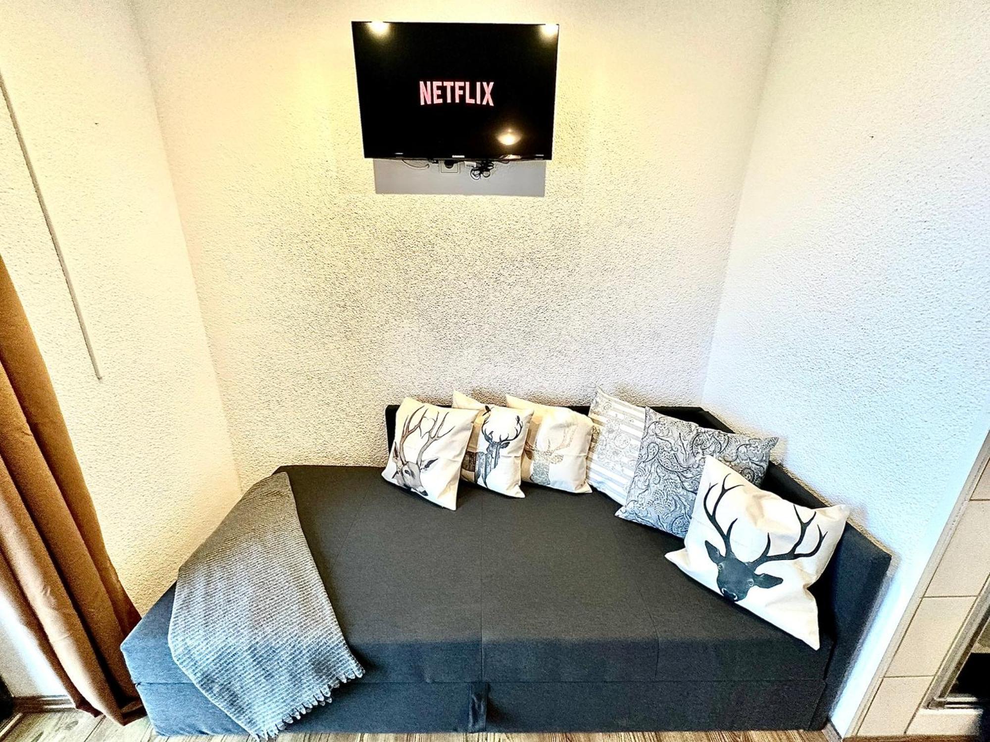 Schöfweg Gemuetliches Alpenblick Berg-Bungalow + Grosser Garten + Netflix! מראה חיצוני תמונה