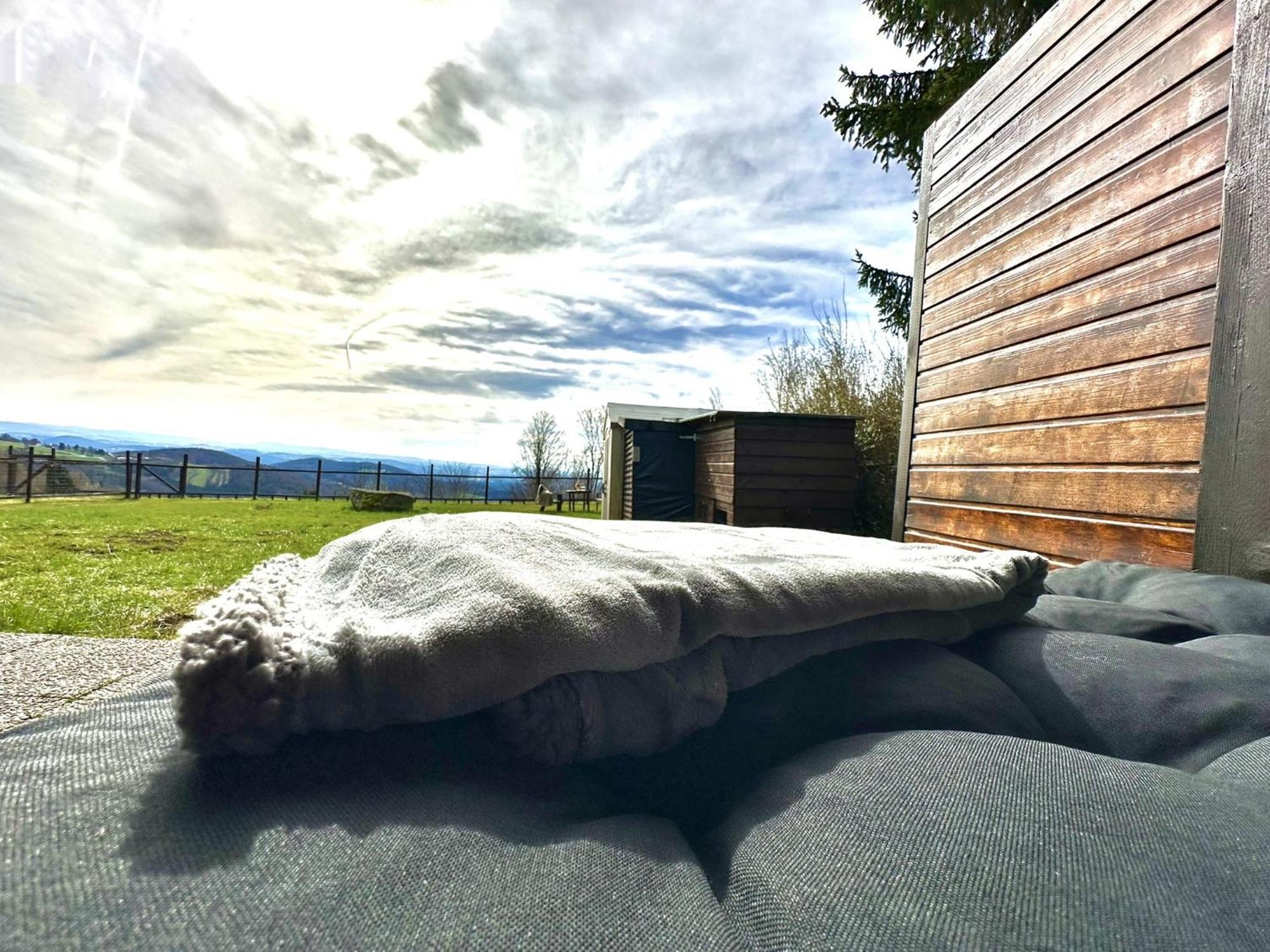 Schöfweg Gemuetliches Alpenblick Berg-Bungalow + Grosser Garten + Netflix! מראה חיצוני תמונה